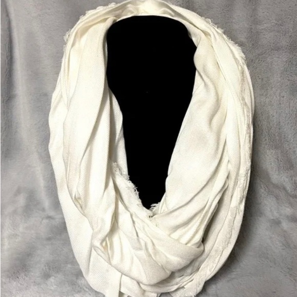 Apartment 9 White Rayon Infinity Scarf - NWOT - Picture 1 of 5